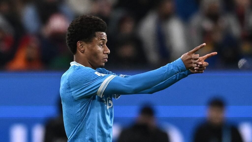 David Neres destacó con dos goles en la Supercopa de Italia entre Napoli y Bologna