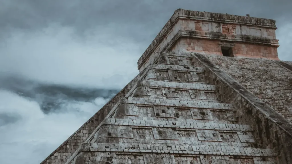 De España a las pirámides mayas: la fusión de enzimas y nanotecnología en la conservación del patrimonio