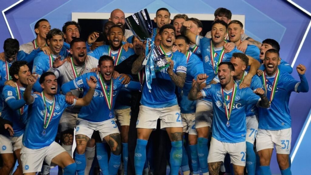 El Napoli arrasa al Bologna y se corona como campeón de la Supercopa de Italia