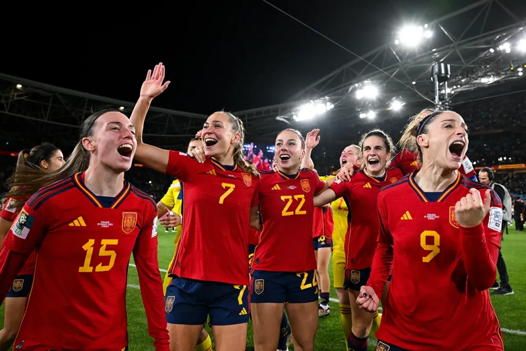 Estadios todo el año: datos, fútbol femenino y negocios globales en el WFS 2025