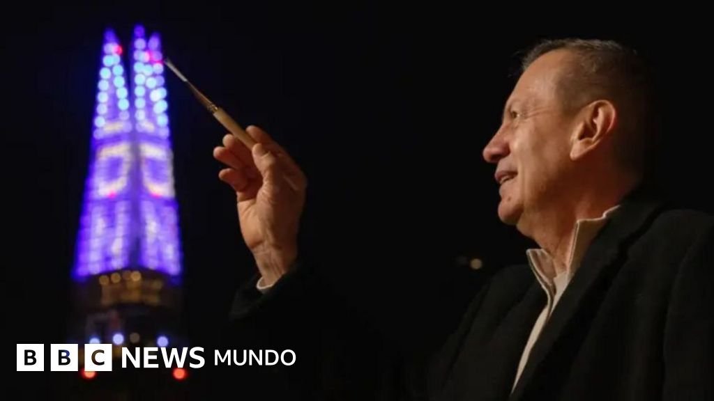 Gustavo Zuluaga: el artista colombiano que dejó su huella en la iluminación navideña del rascacielos más alto de Londres