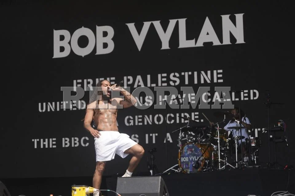 Libra Bob Vylan: Cánticos que resuenan en Glastonbury