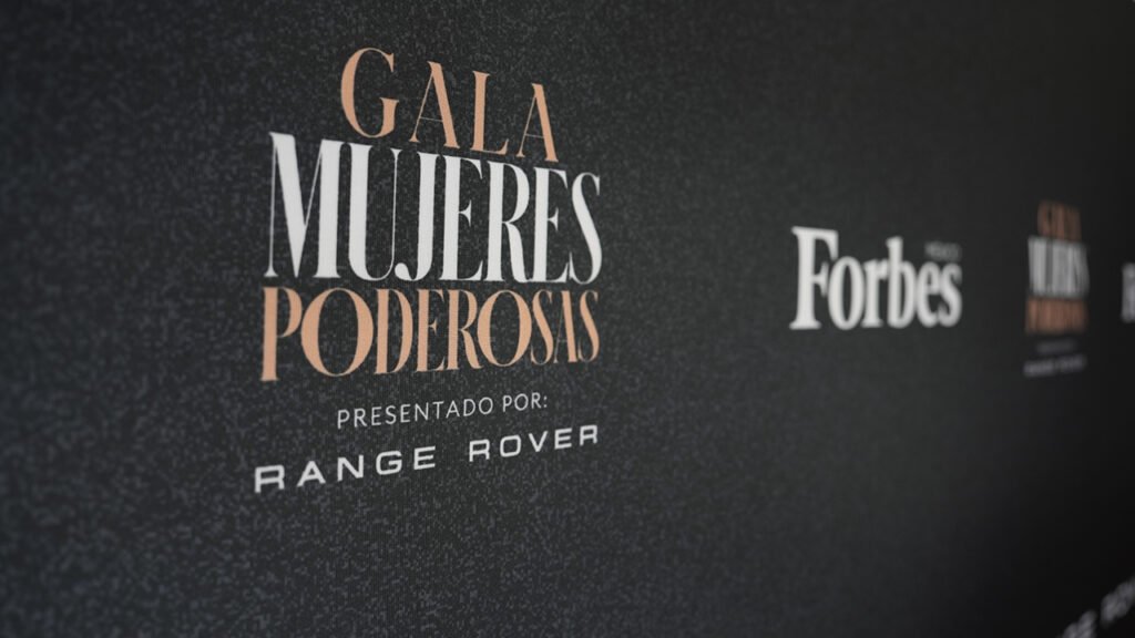 Range Rover: Narrativas de liderazgo que marcan su rumbo propio