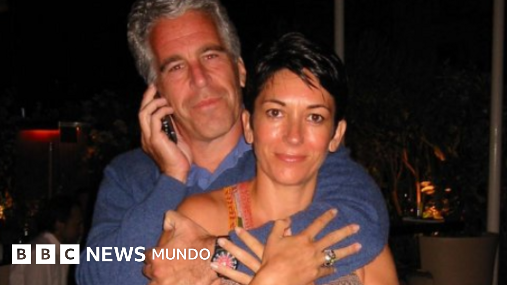 Ghislaine Maxwell evade preguntas sobre Epstein en el Congreso de EE.UU. y promete hablar si Trump le concede el indulto.
