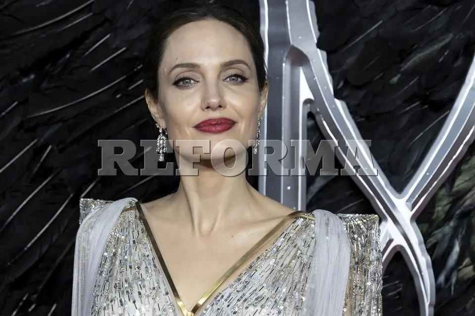 Angelina Jolie se mantiene soltera desde su separación de Pitt