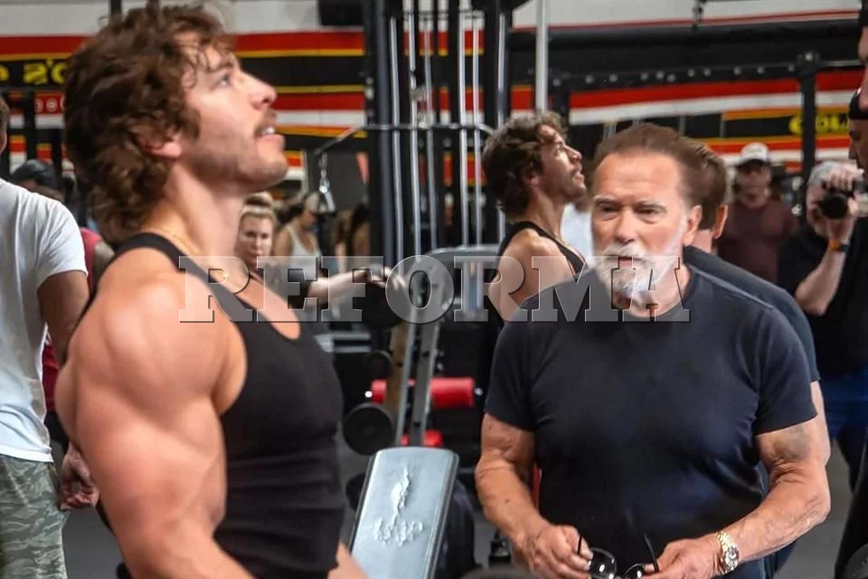 El hijo de Schwarzenegger triunfa en el campeonato de fisicoculturismo.