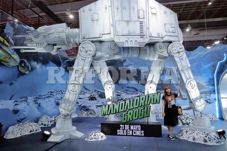 Los fans despiden con entusiasmo la CCXP México