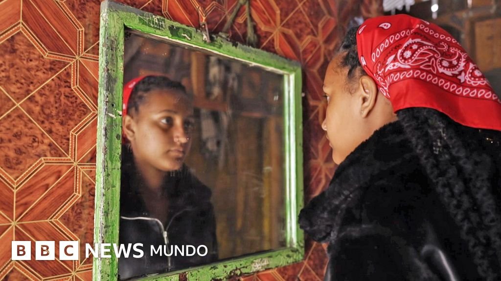 "Me contaron que mi padre había fallecido": hijos de soldados británicos descubren la verdad sobre sus padres cerca de una base militar.